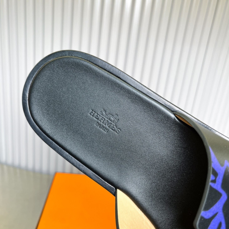 H**me5 slippers